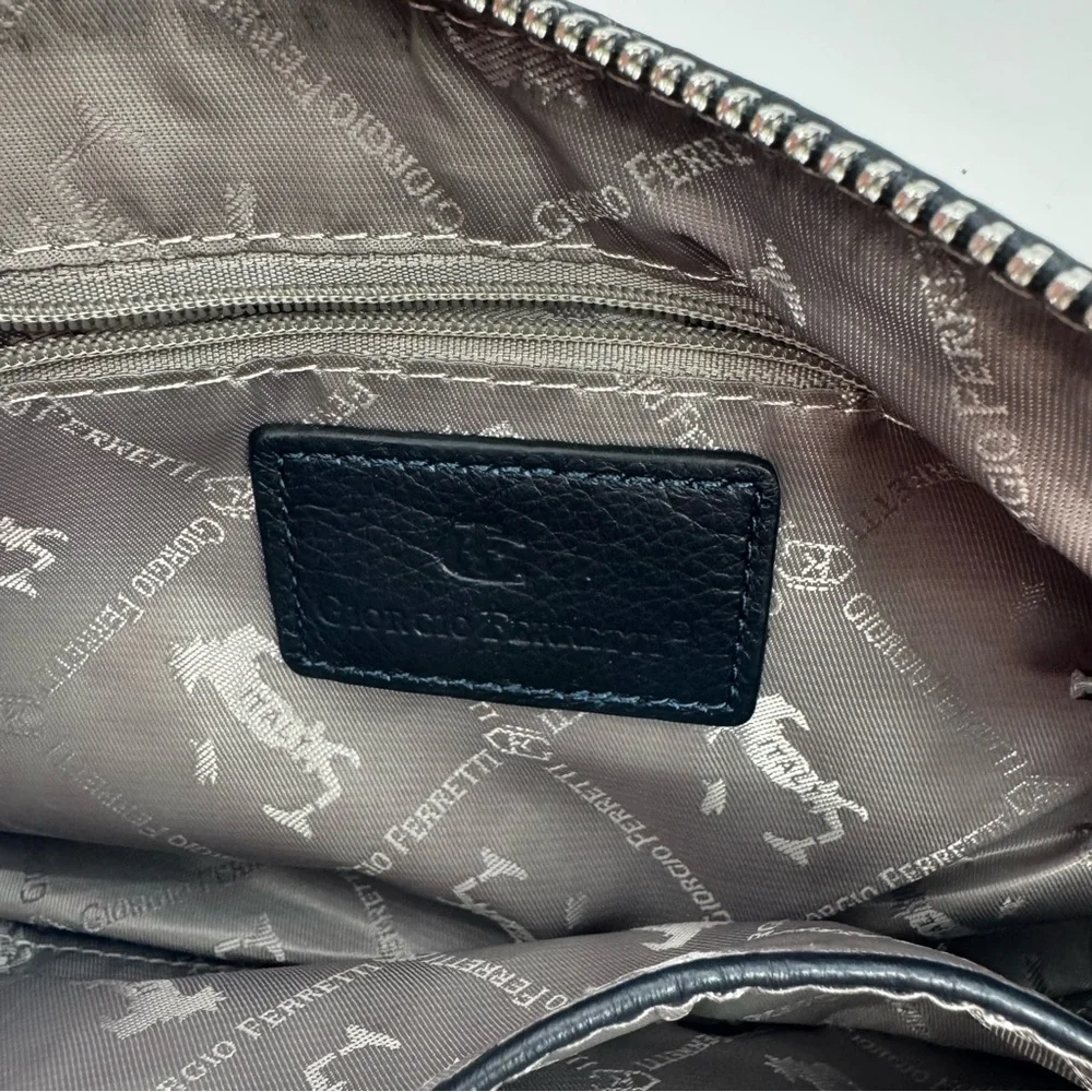Giorgio Ferretti Black Leather Crossbody Bag Silver Chain Strap Pebbled Finish